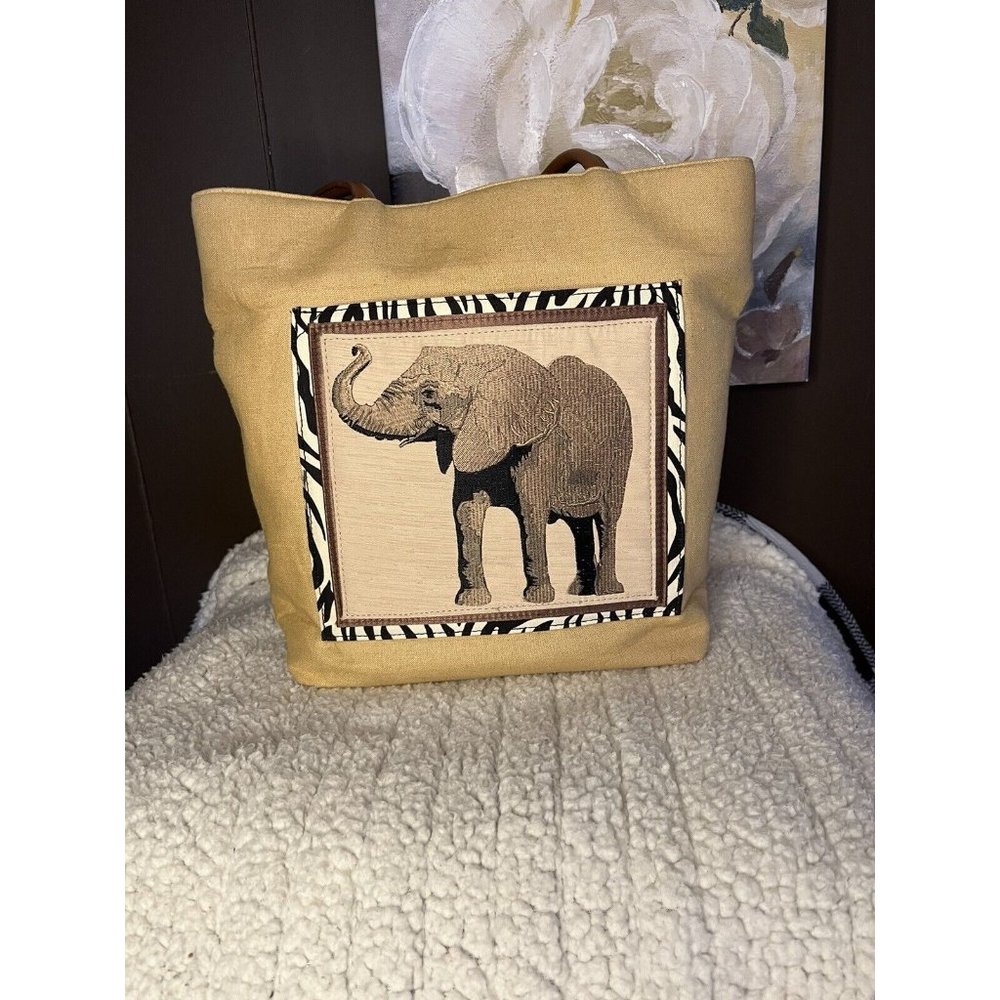 Bueno Light Brown Canvas Elephant Shoulder Bag/Tote/Organizer w/ Accessories